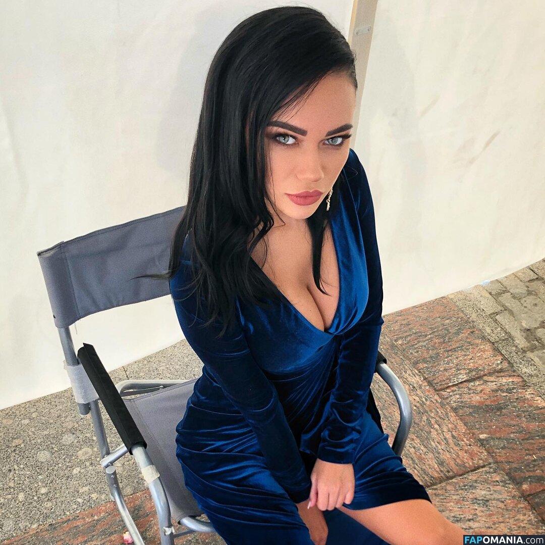 Yana Koshkina / yana_koshkina_official Nude OnlyFans  Leaked Photo #9