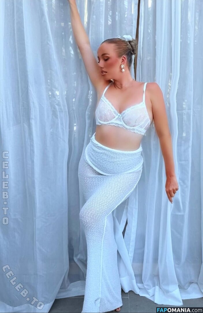 Yana & Tayisiya Morderger / yanusik_97_ Nude OnlyFans  Leaked Photo #3