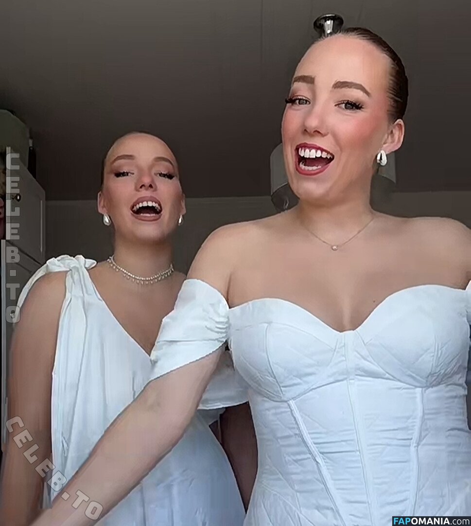 Yana & Tayisiya Morderger / yanusik_97_ Nude OnlyFans  Leaked Photo #6