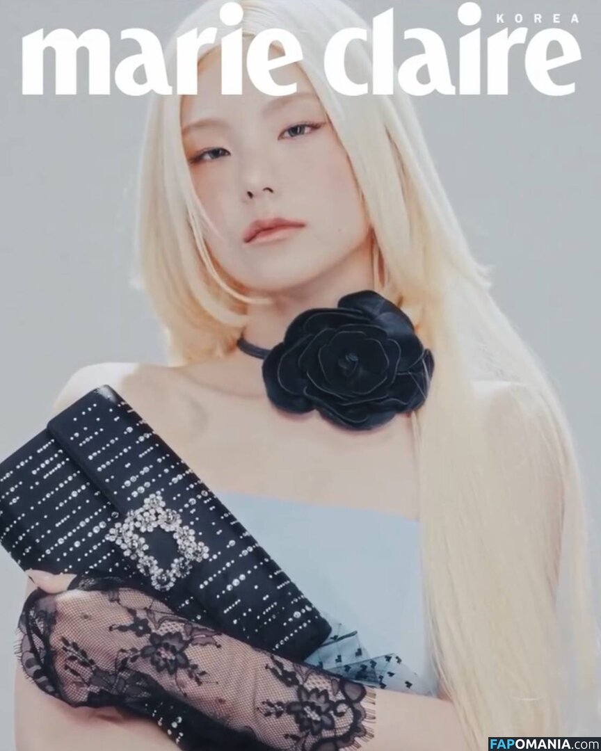 Hwang Ye-ji / ITZY (예지 / Yeji / yezyizhere Nude OnlyFans  Leaked Photo #17