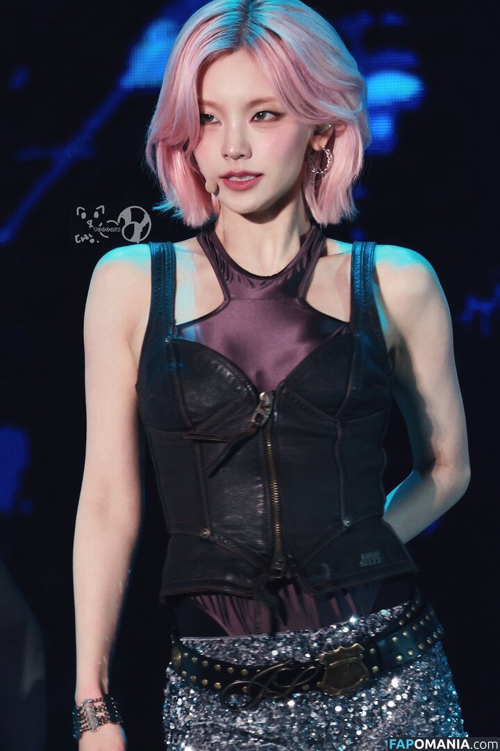 Hwang Ye-ji / ITZY (예지 / Yeji / yezyizhere Nude OnlyFans  Leaked Photo #27