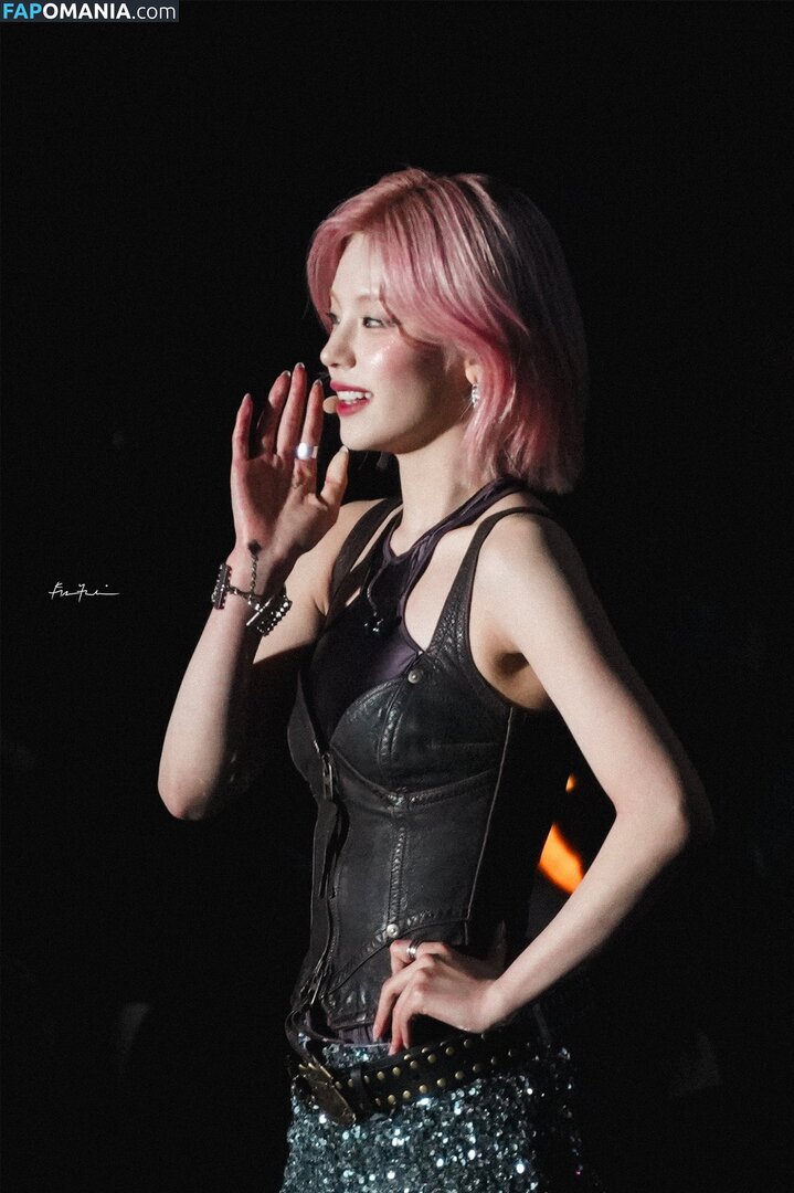 Hwang Ye-ji / ITZY (예지 / Yeji / yezyizhere Nude OnlyFans  Leaked Photo #29