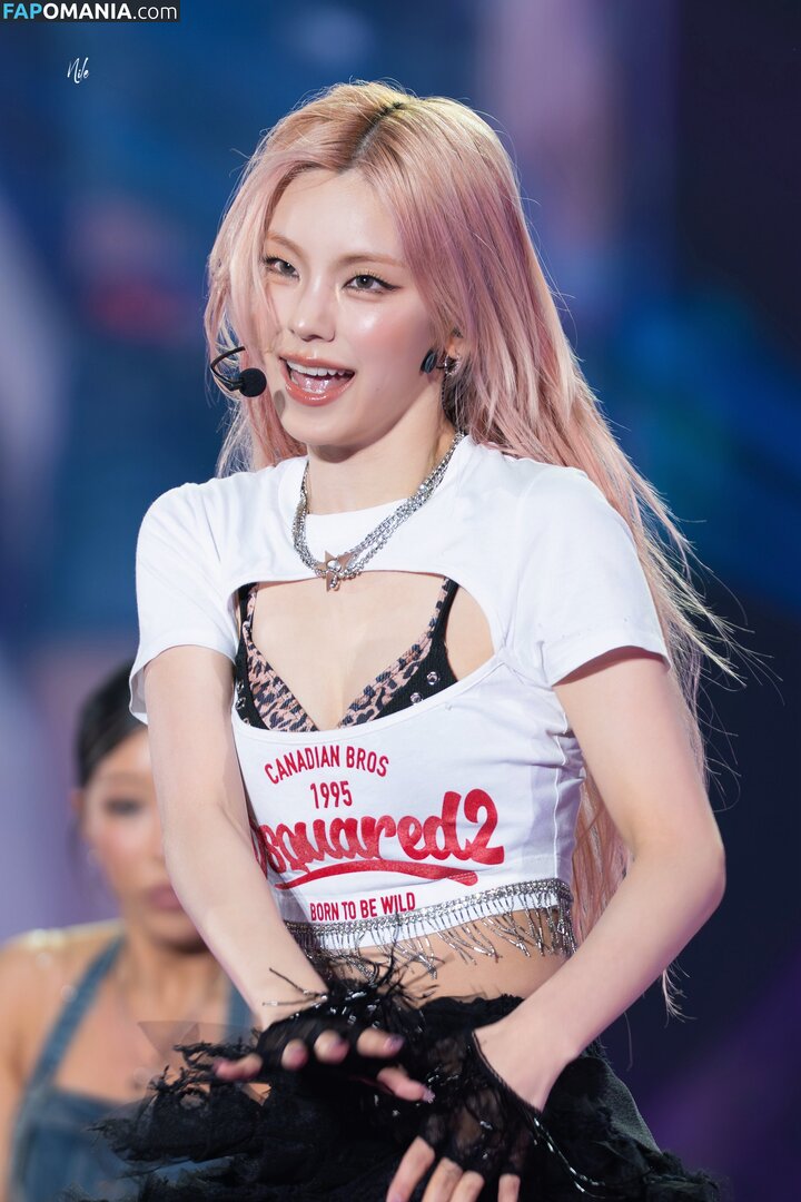 Hwang Ye-ji / ITZY (예지 / Yeji / yezyizhere Nude OnlyFans  Leaked Photo #50