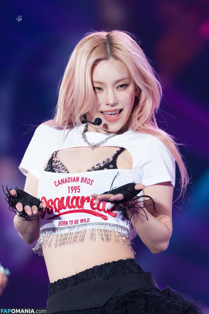 Hwang Ye-ji / ITZY (예지 / Yeji / yezyizhere Nude OnlyFans  Leaked Photo #54