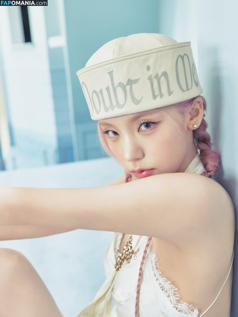 Hwang Ye-ji / ITZY (예지 / Yeji / yezyizhere Nude OnlyFans  Leaked Photo #59