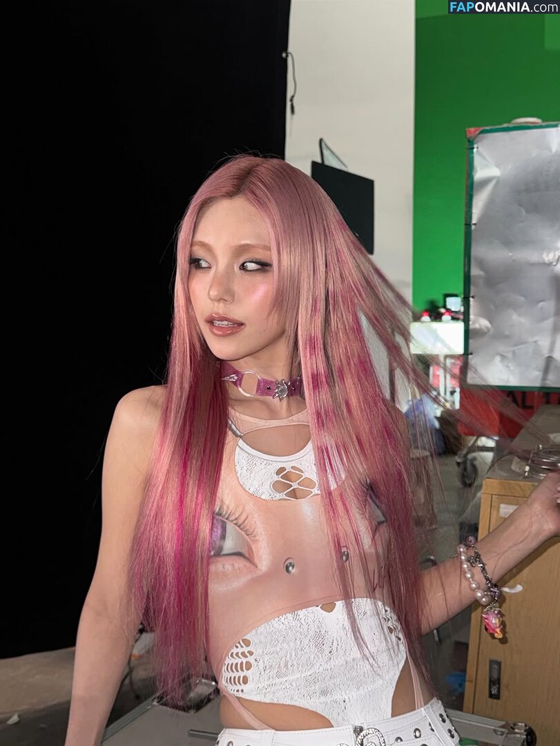 Hwang Ye-ji / ITZY (예지 / Yeji / yezyizhere Nude OnlyFans  Leaked Photo #62