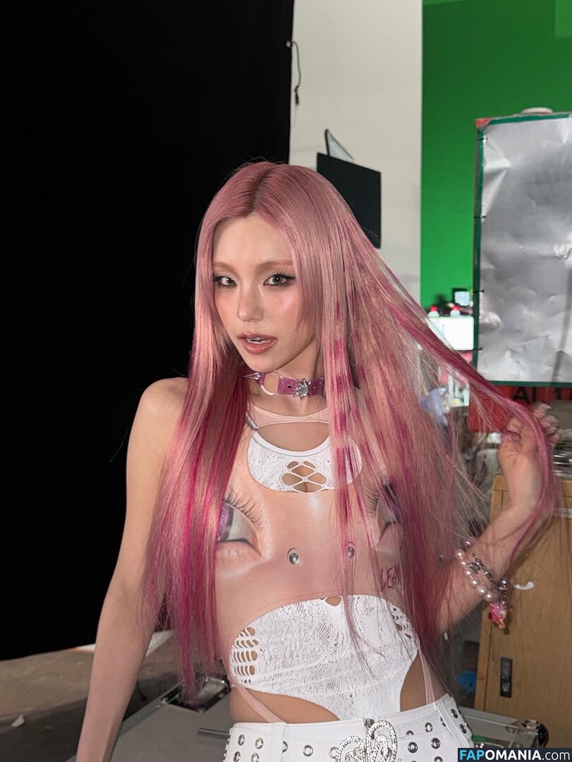 Hwang Ye-ji / ITZY (예지 / Yeji / yezyizhere Nude OnlyFans  Leaked Photo #63