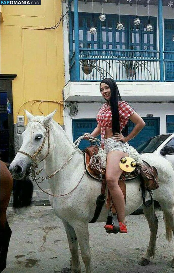 Yeraldin / geralseximorena / yeraldin__g Nude OnlyFans  Leaked Photo #4