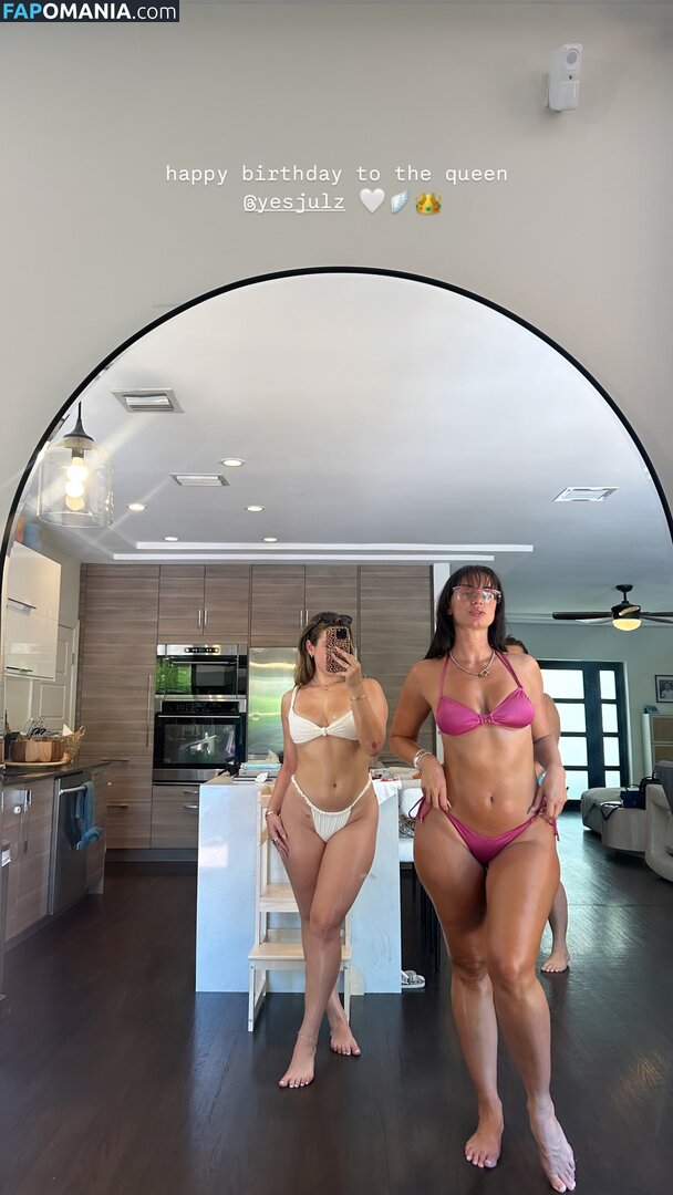 Yesjulz / https: / yesjulztv Nude OnlyFans  Leaked Photo #38