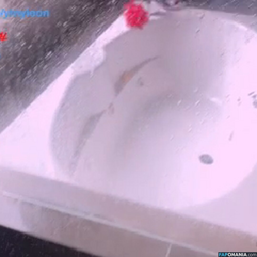 Yiny Leon / yinyleonofficial Nude OnlyFans  Leaked Photo #173