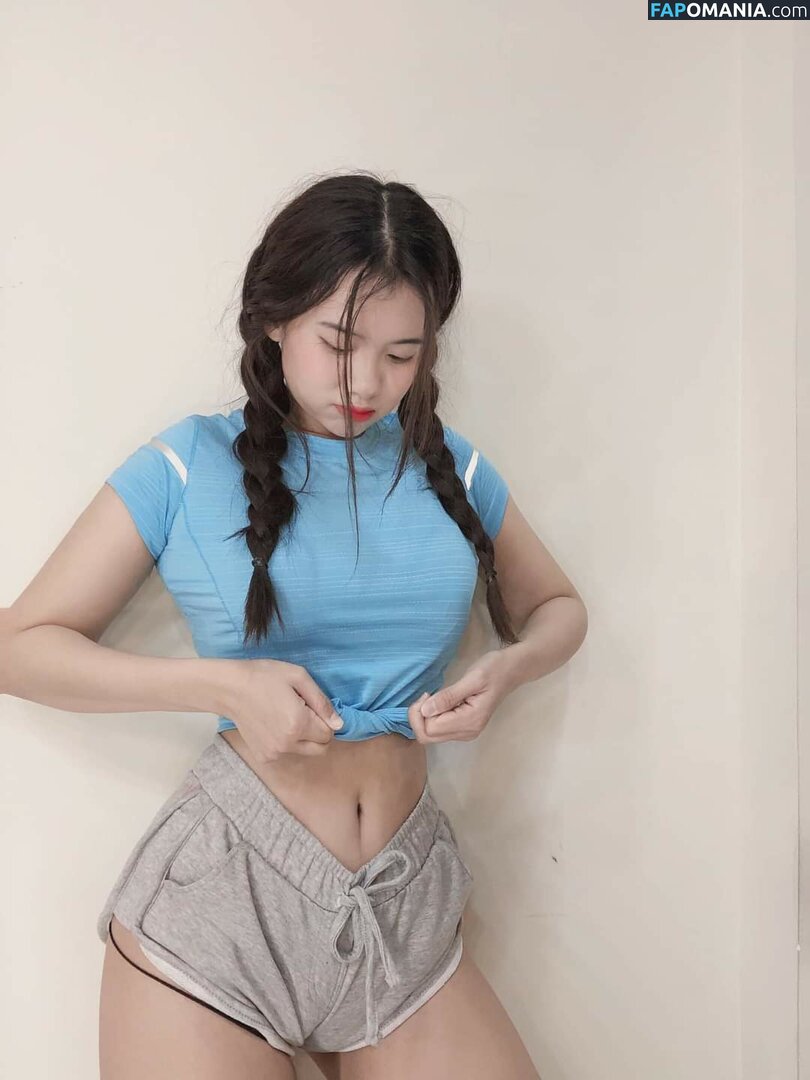 Truong Kha Di / YiYi / kadysweet2103 / tuilayiyi / yiyitruong99 Nude OnlyFans  Leaked Photo #9