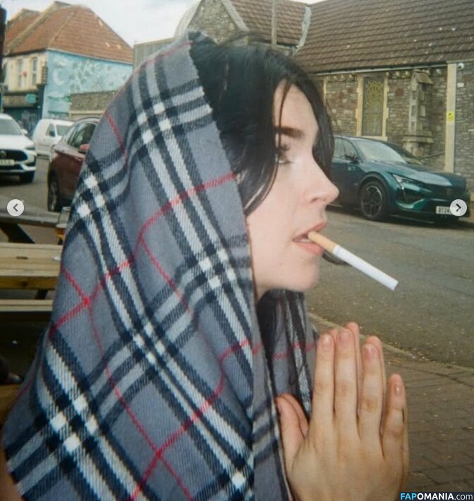 Yogscast Sophie Nude OnlyFans  Leaked Photo #5