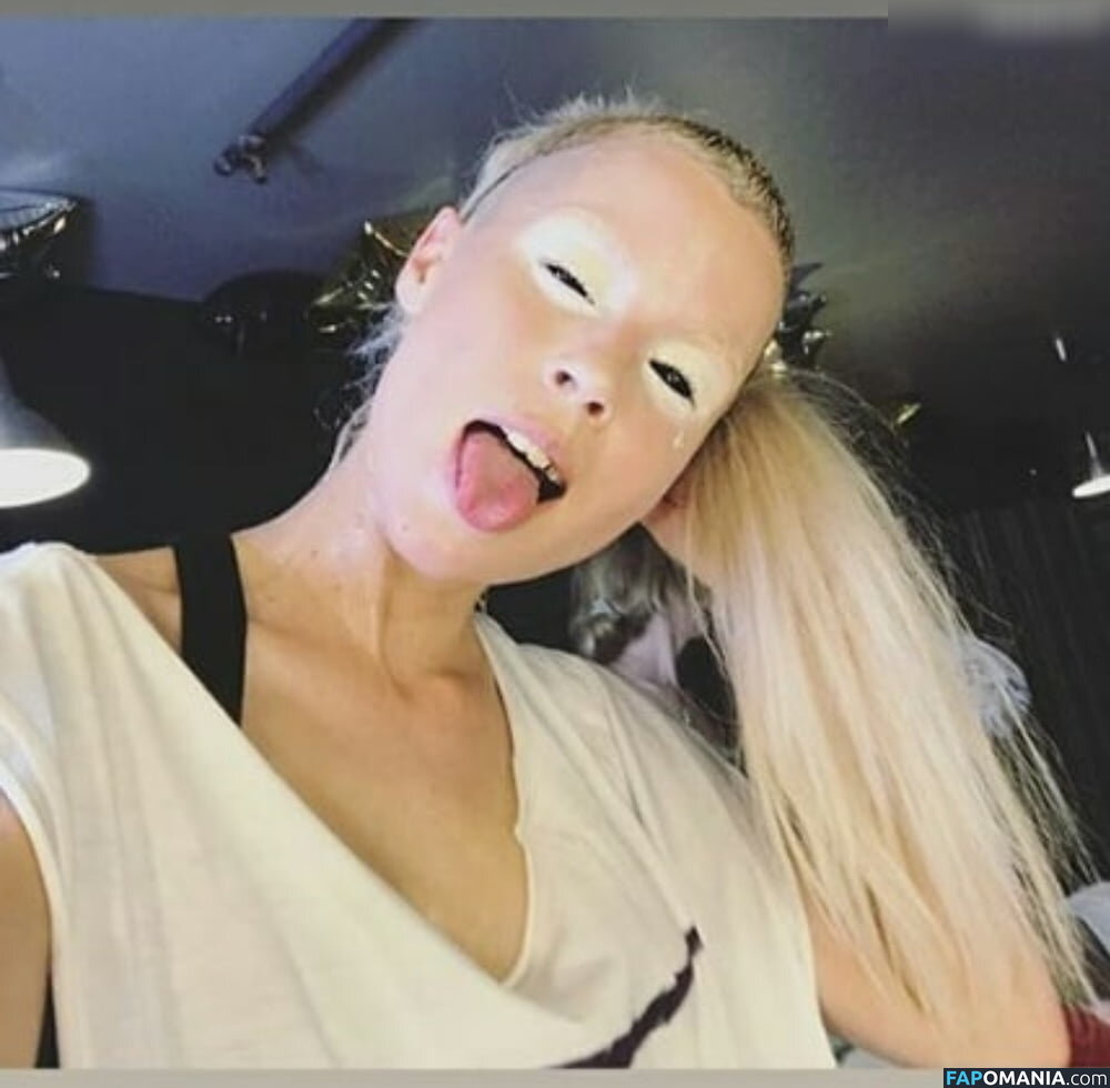 Yolandi Visser / dieantwoordd Nude OnlyFans Leaked Photo #16 - Fapomania