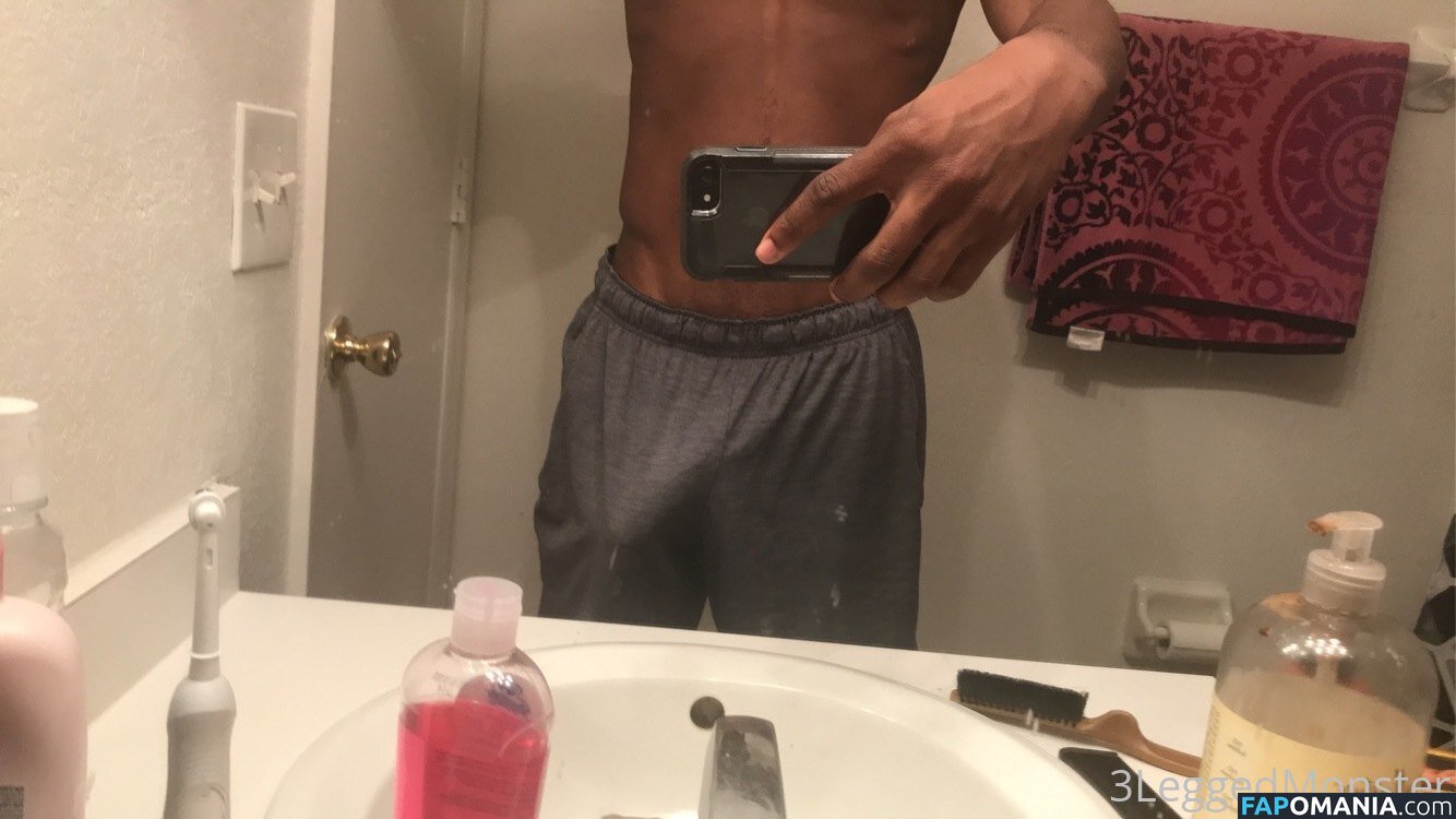 hoodtrophy032 / youngbull98x Nude OnlyFans  Leaked Photo #17