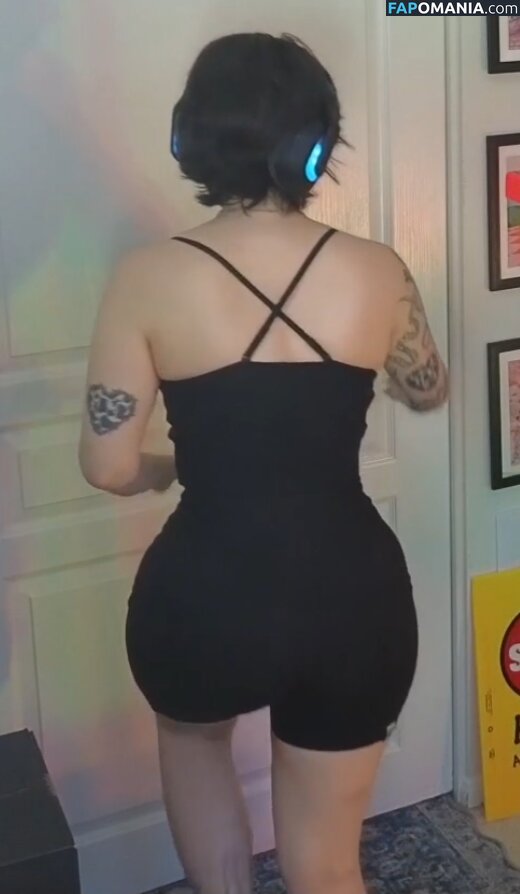 Yungelderberry / stonerberry Nude OnlyFans  Leaked Photo #5