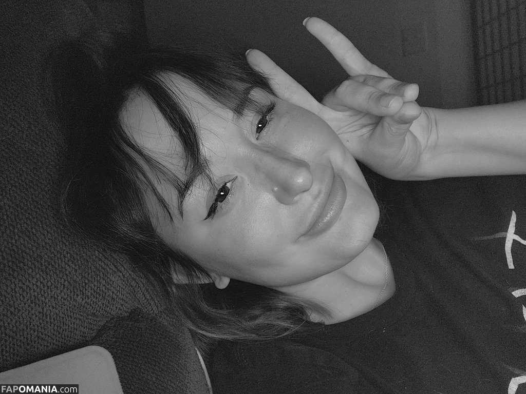 Yureta / yuretaO Nude OnlyFans  Leaked Photo #381