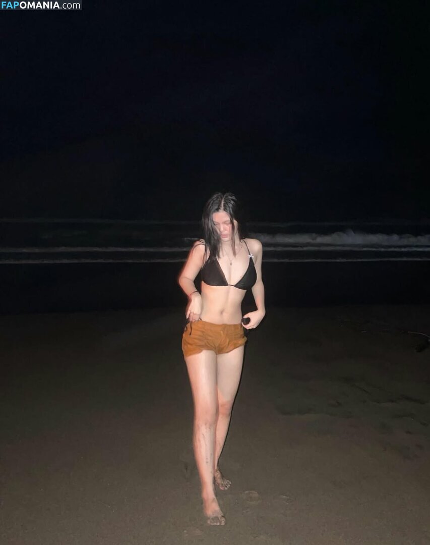 Yuri Gen / ilyrgennn / yengshdx_ Nude OnlyFans  Leaked Photo #8