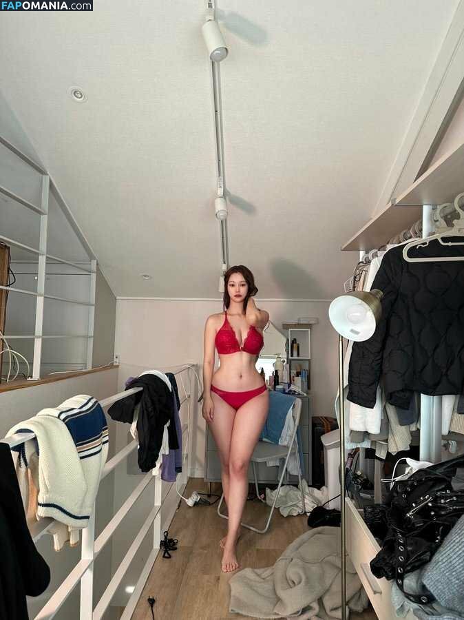Yuyuhwa / yu_yuhwa / yuyuhwa_tw Nude OnlyFans  Leaked Photo #21