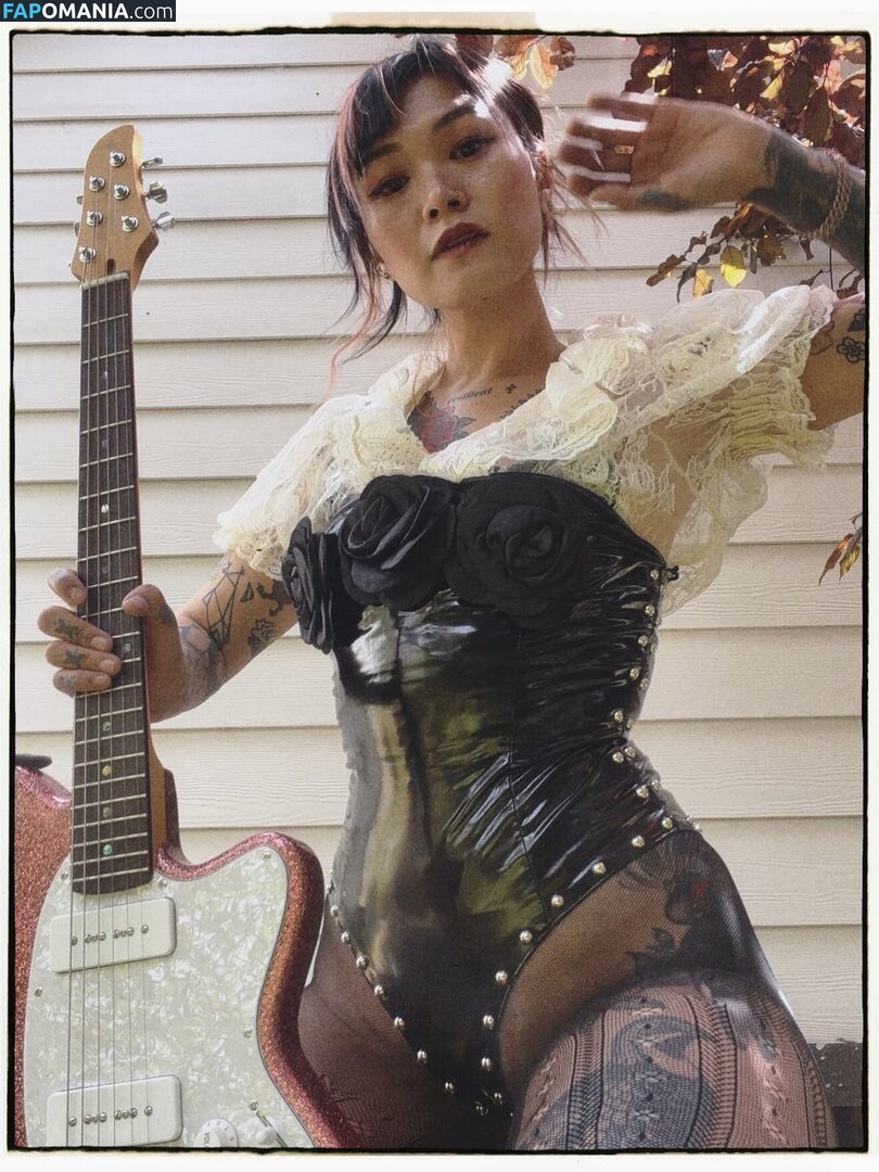 Yvette Young / yvetteyoung Nude OnlyFans  Leaked Photo #6