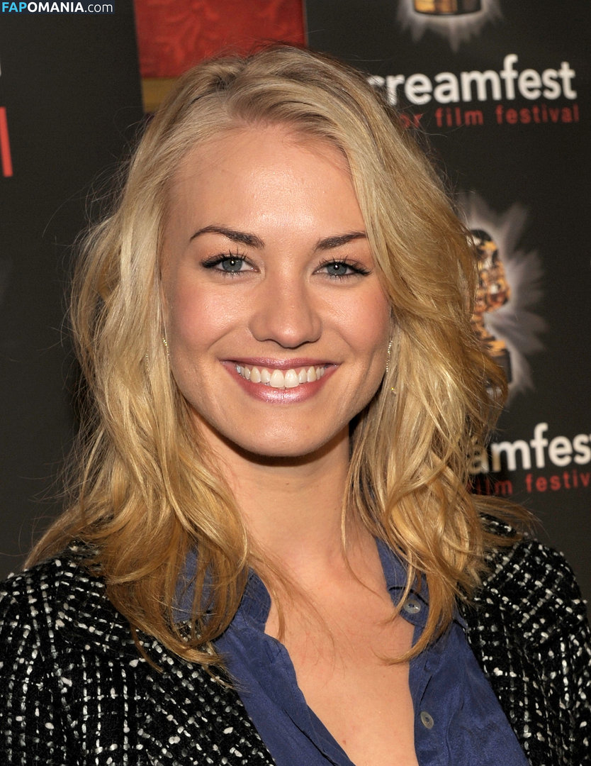 Yvonne Strahovski Nude Leaked Photo 82 Fapomania