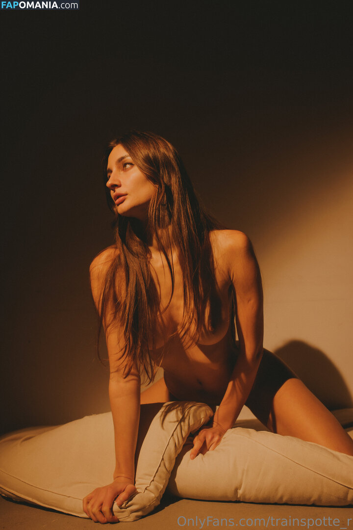anastasiiazakharenko / zaharenkoanastasiia Nude OnlyFans  Leaked Photo #4