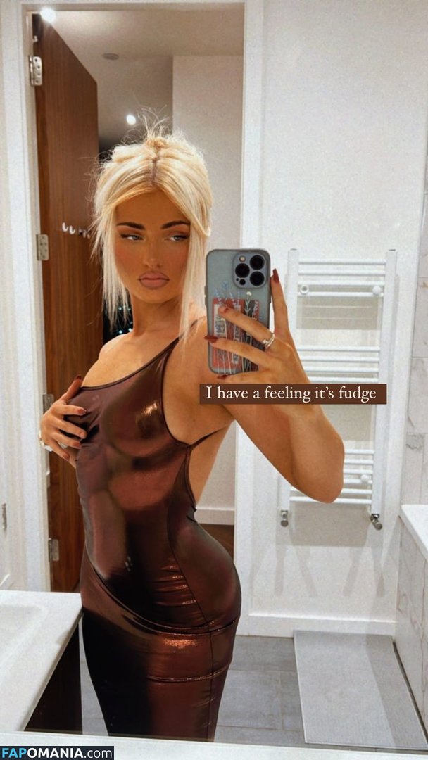 Zara Louisa / zara.louisa Nude OnlyFans  Leaked Photo #14