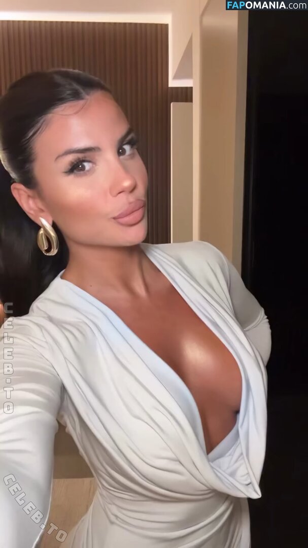 Zara Secret / zara_secret / zara_secrett Nude OnlyFans  Leaked Photo #1
