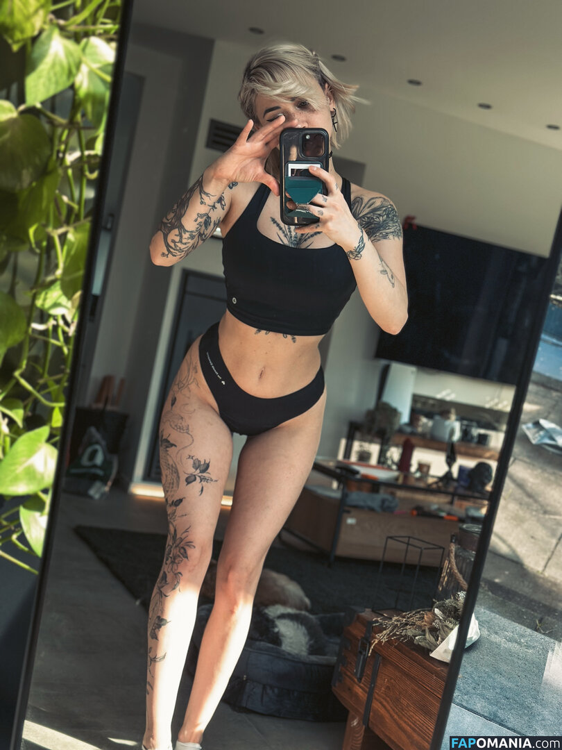 Zayuri / itsayurind / zayuriof Nude OnlyFans  Leaked Photo #5