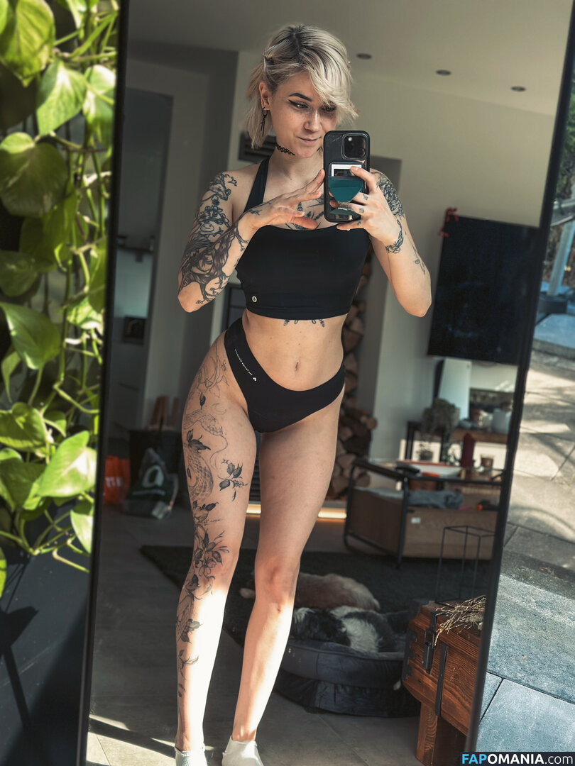 Zayuri / itsayurind / zayuriof Nude OnlyFans  Leaked Photo #7
