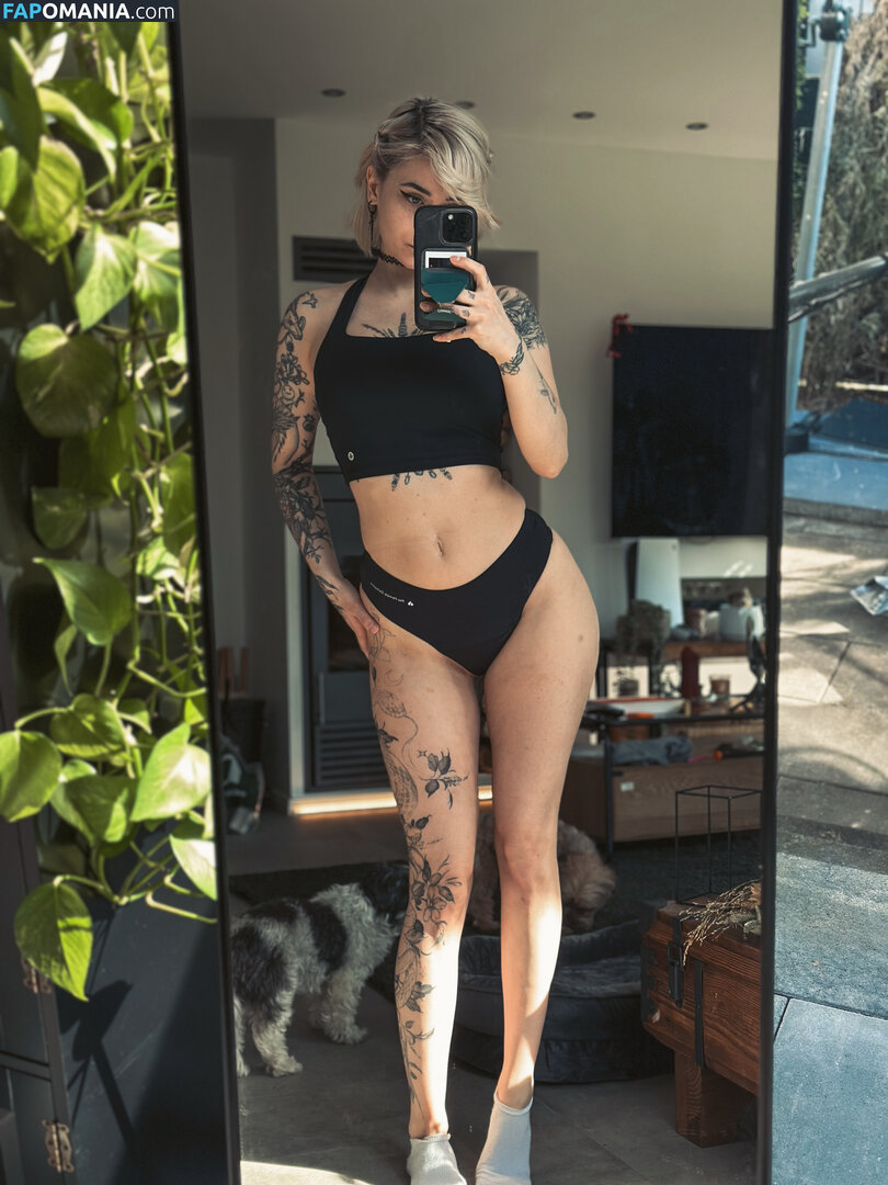 Zayuri / itsayurind / zayuriof Nude OnlyFans  Leaked Photo #10