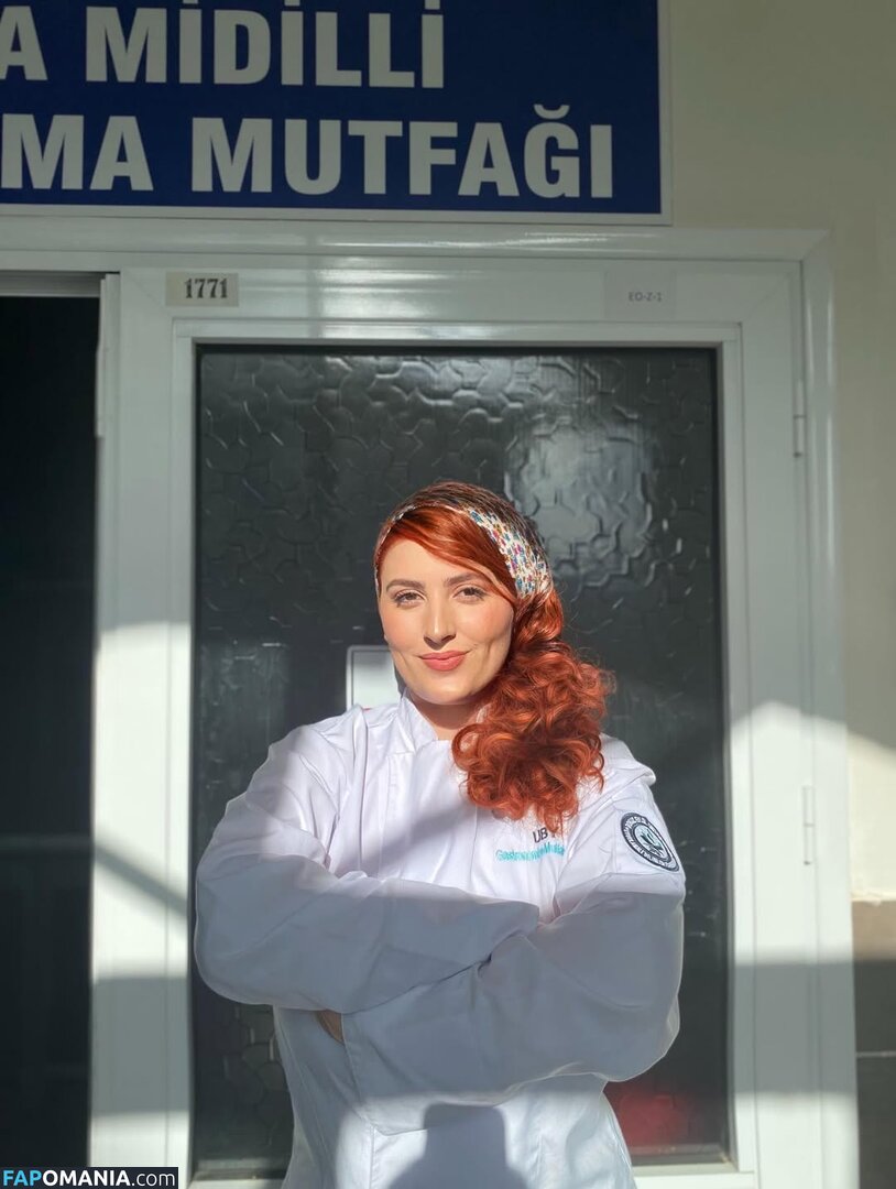 Zehra Aslan / _zehraasln Nude OnlyFans  Leaked Photo #4