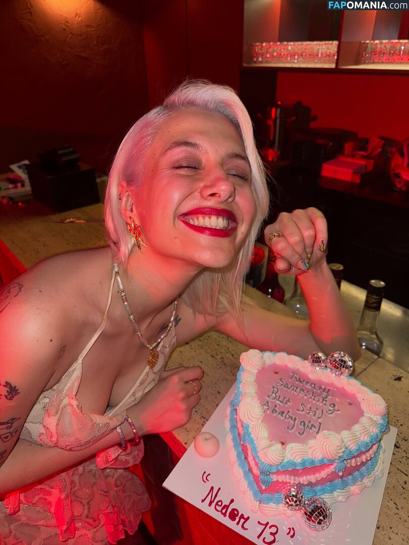 Zelderler Nude OnlyFans  Leaked Photo #2