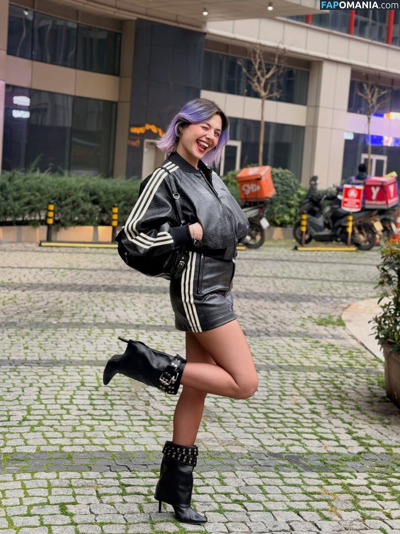 Zelderler Nude OnlyFans  Leaked Photo #4