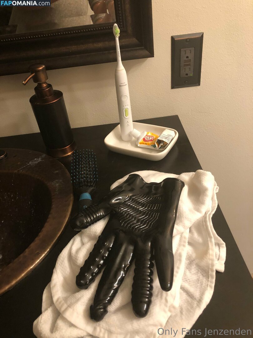 jenjen69 / zendenjen69 Nude OnlyFans  Leaked Photo #85