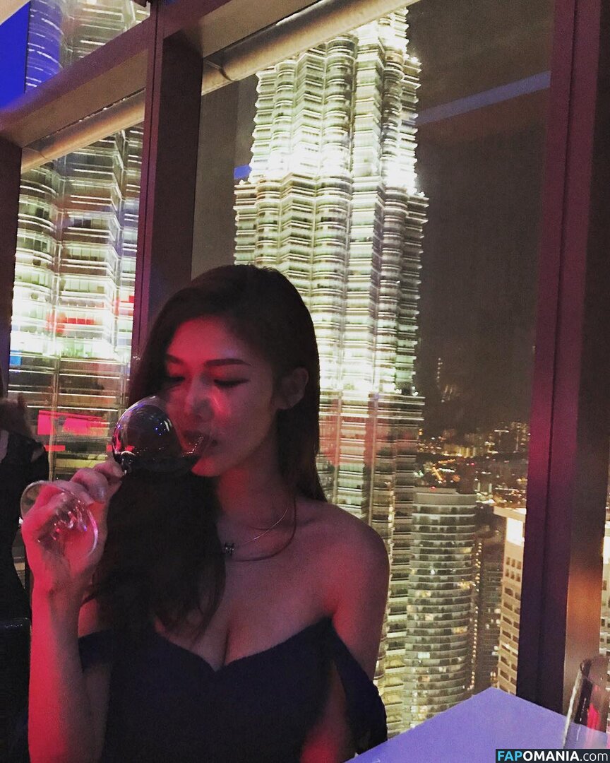 https: / zeng.zzzz Nude OnlyFans  Leaked Photo #6