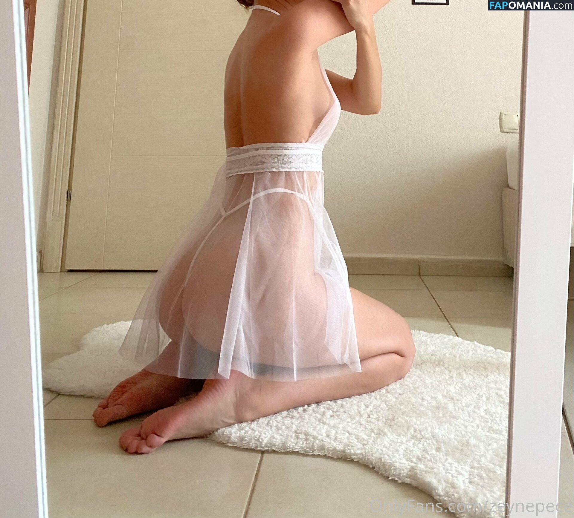https: / zeeynepece / zeynepece Nude OnlyFans  Leaked Photo #123