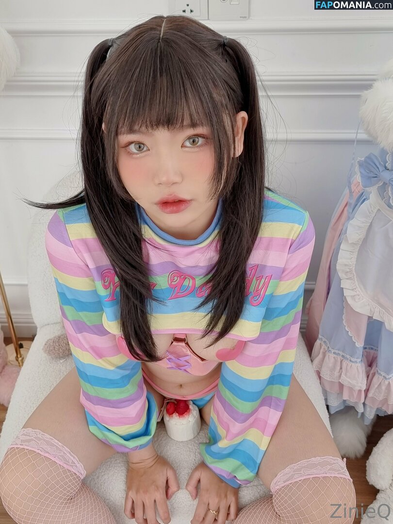 zinie Nude OnlyFans  Leaked Photo #40