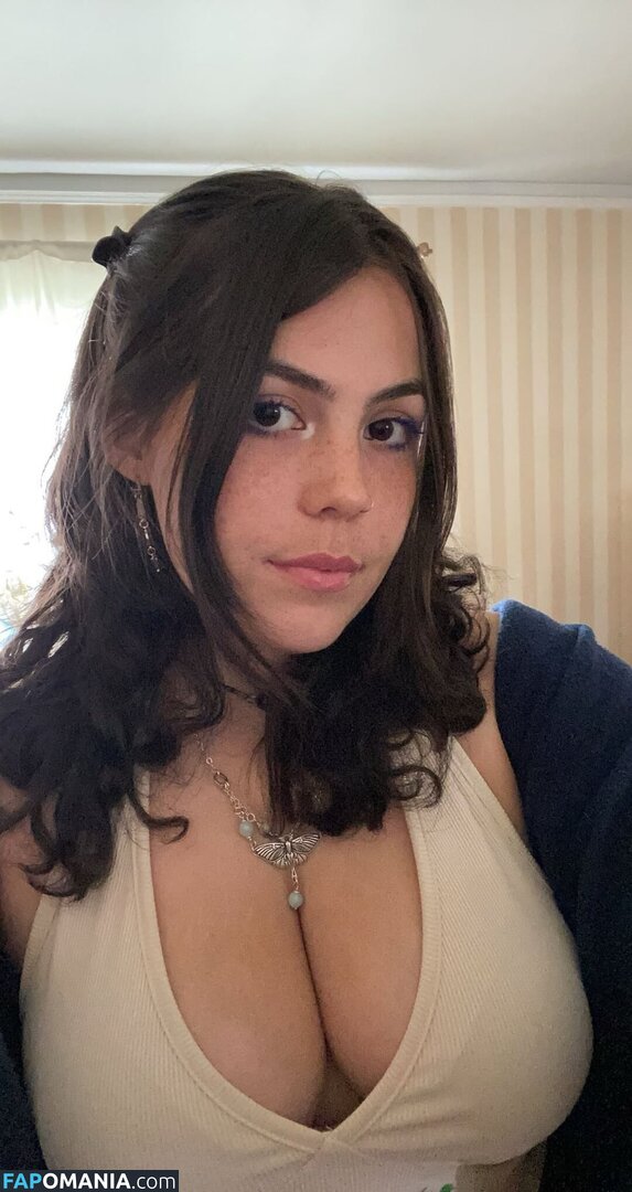 Zobug / snaiIgirl / zobug_ Nude OnlyFans  Leaked Photo #4