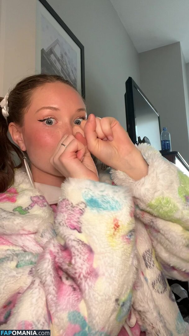 Zoe Colletti / zoecolletti Nude OnlyFans  Leaked Photo #86