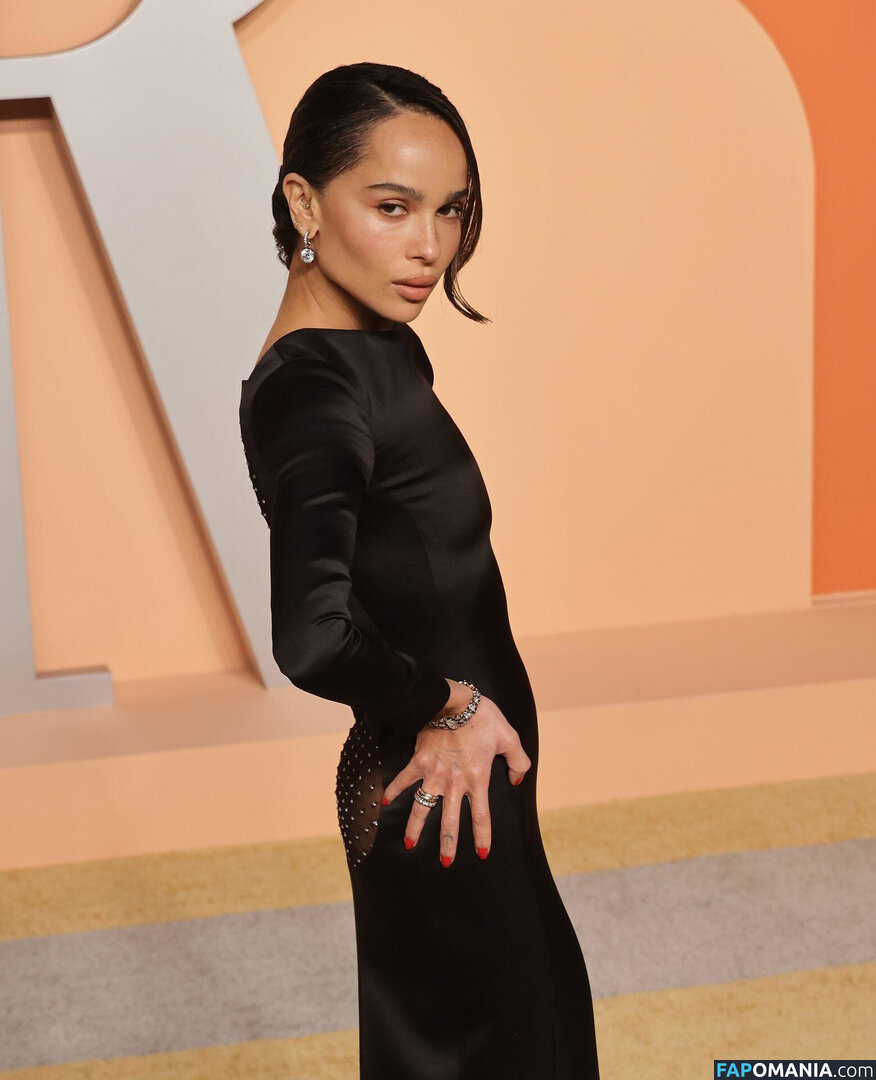 Zoe Kravitz Nude OnlyFans  Leaked Photo #8