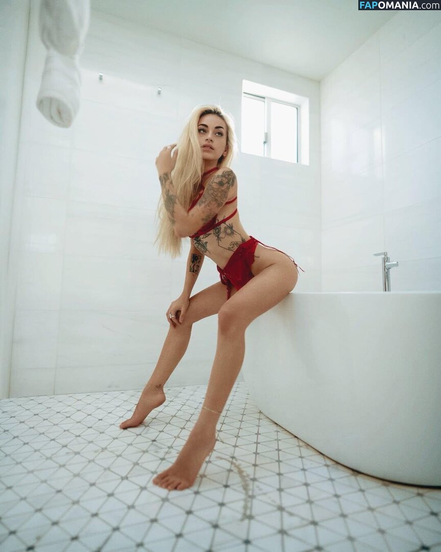 Zoe Serena / zoe.serena / zoena / zoeserenaa Nude OnlyFans  Leaked Photo #7
