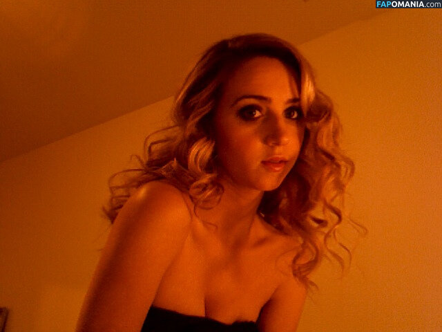 Zoe Swicord Kazan Nude OnlyFans  Leaked Photo #8