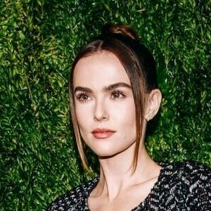 Zoey Deutch