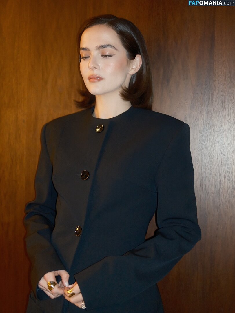 Zoey Deutch / zoeydeutch Nude OnlyFans  Leaked Photo #356
