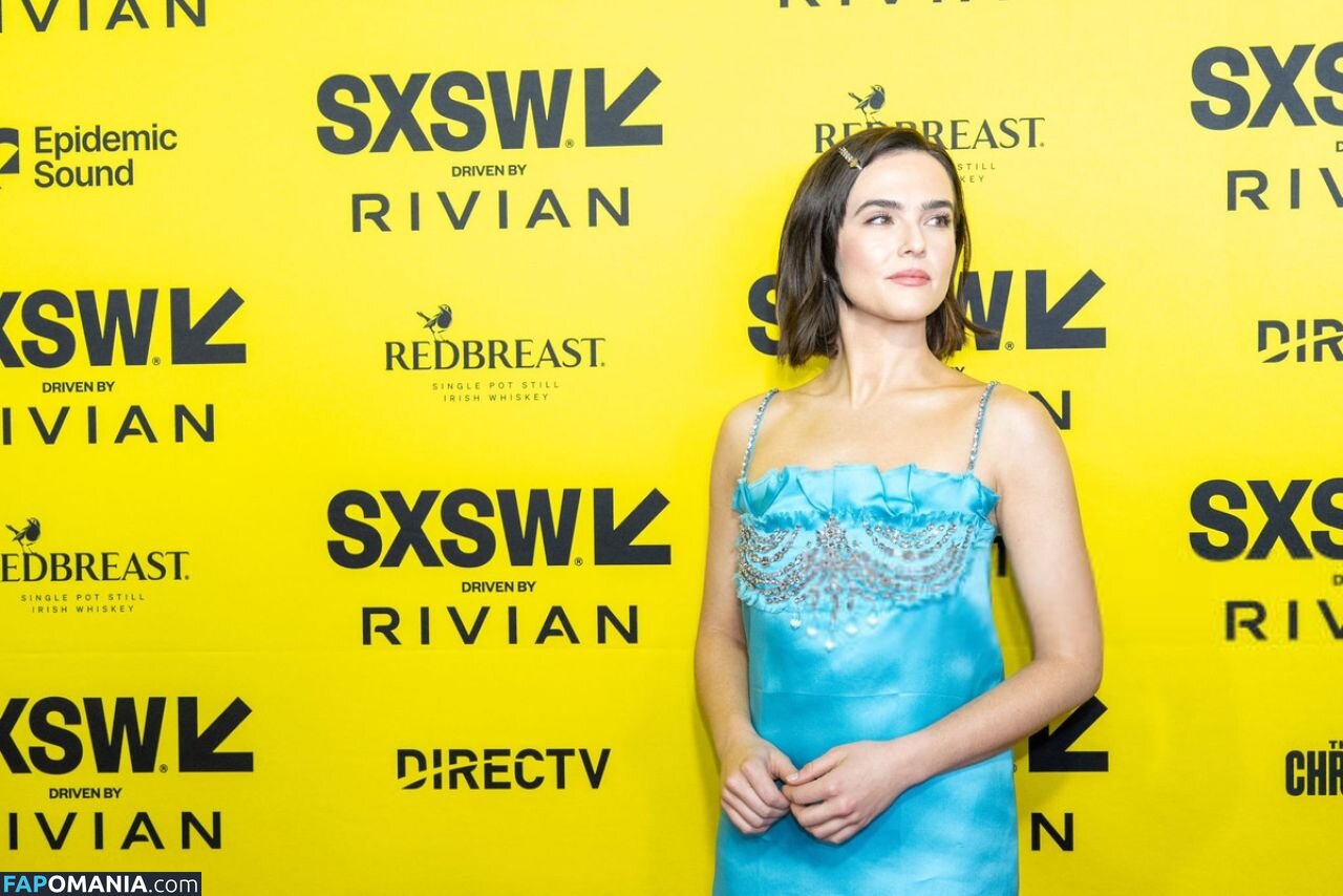 Zoey Deutch / zoeydeutch Nude OnlyFans  Leaked Photo #383