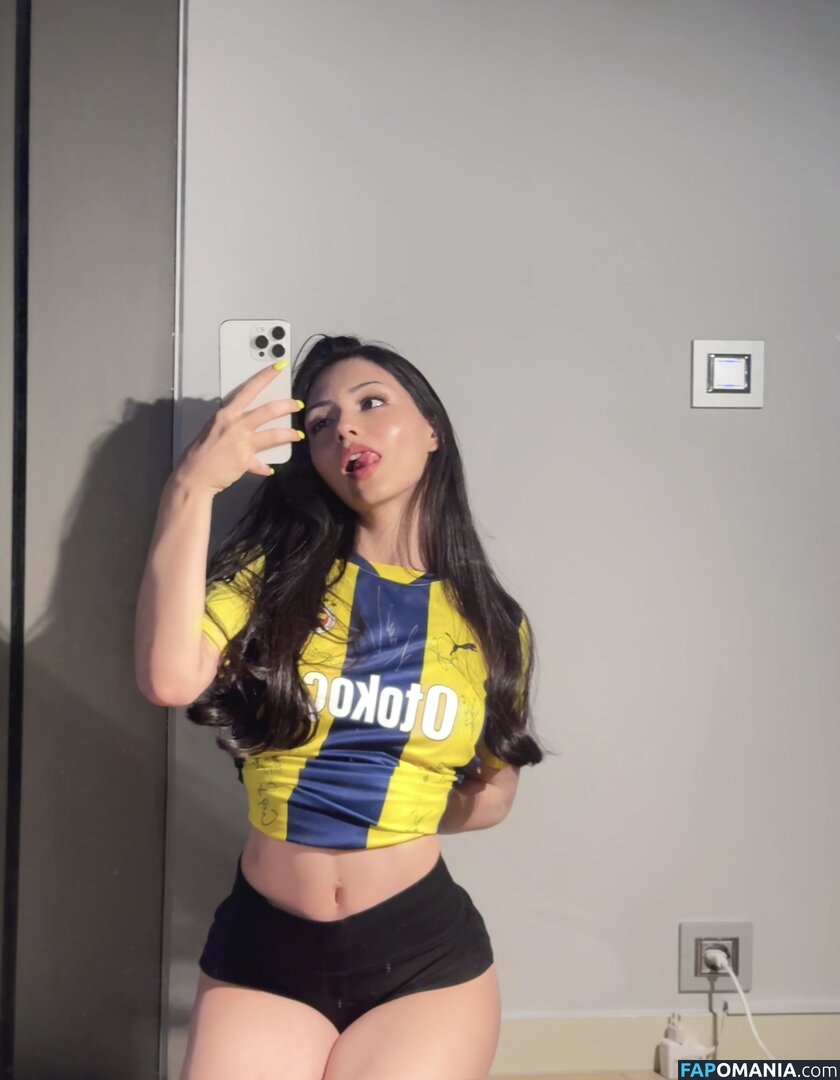 Zydcrey / zeydcarey / zydneyc_15 Nude OnlyFans  Leaked Photo #11