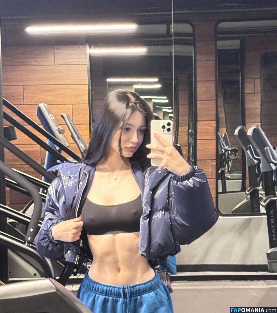 Zydcrey / zeydcarey / zydneyc_15 Nude OnlyFans  Leaked Photo #16